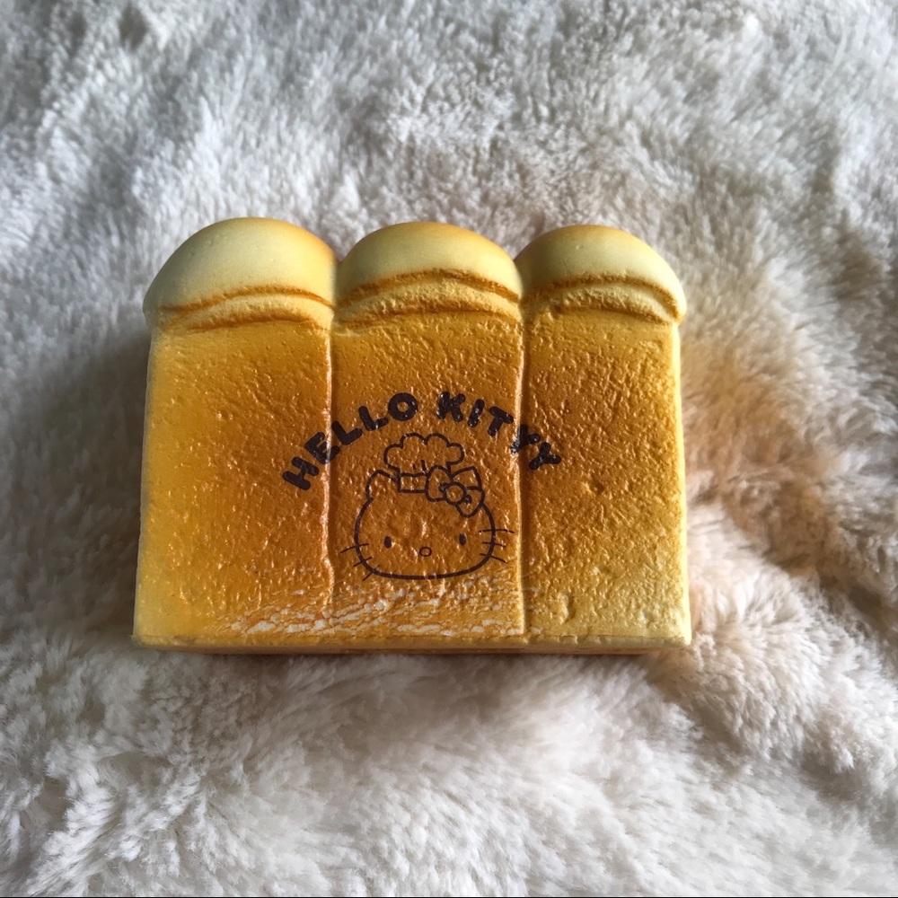 Hello Kitty Bread Loaf Squishy